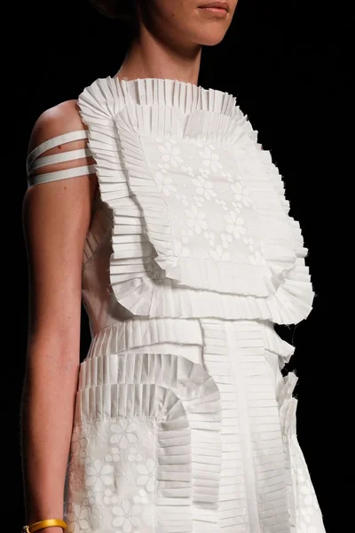 Look 107